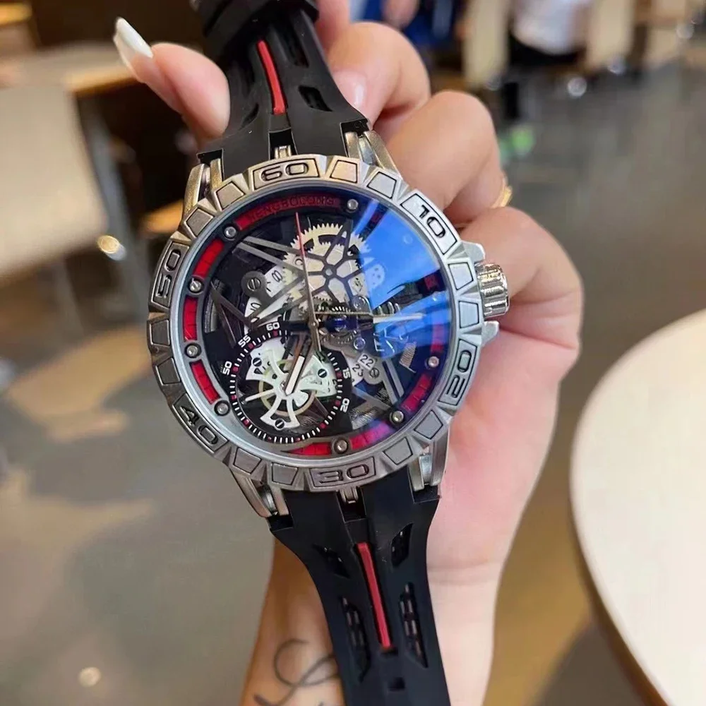 Jam Tangan Kuarsa 3D Jam Tanga - Luxury Watch Rubber Strap ulasan dan harga