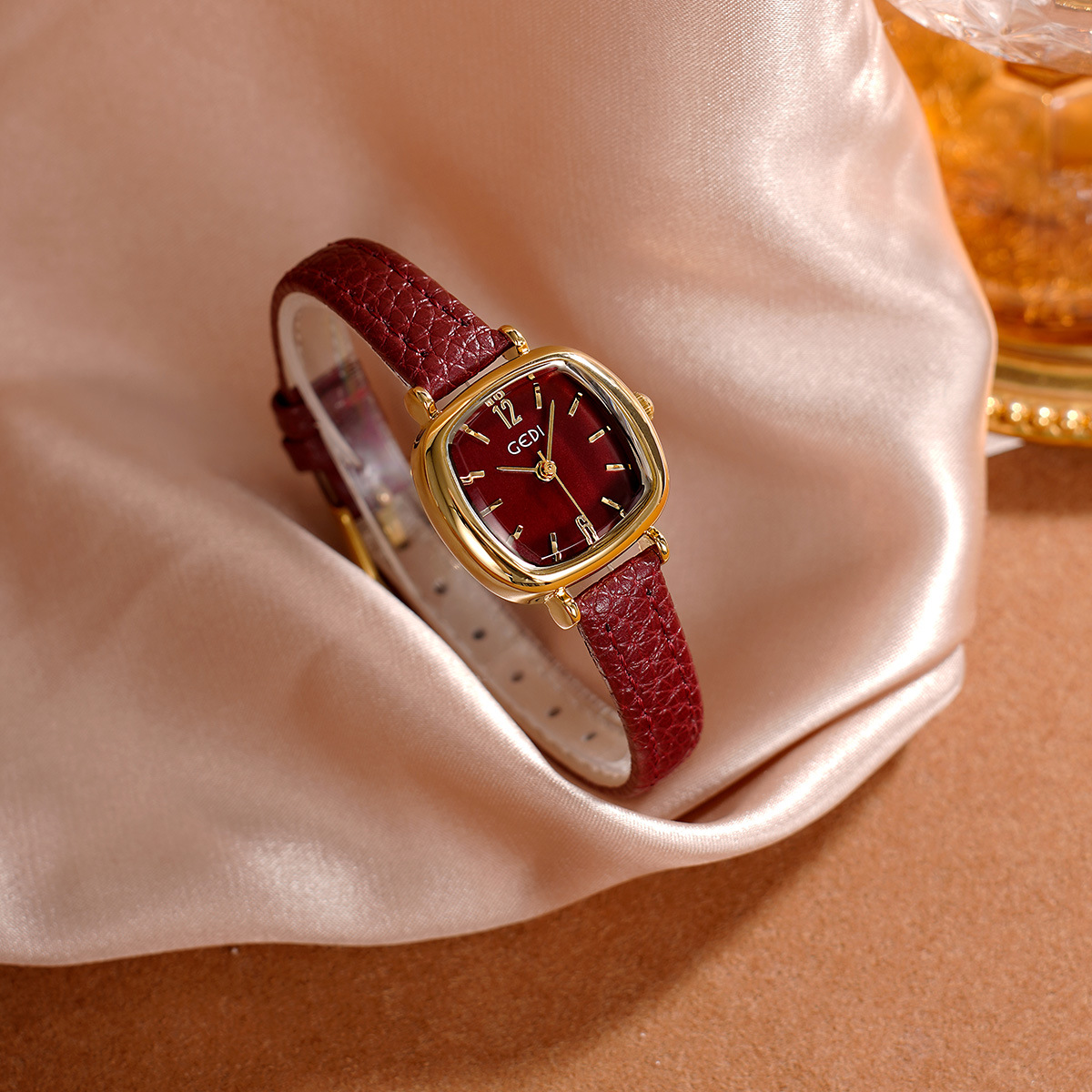 UTHAI 61018 CQ490 Kesederhanaa - Luxury Watch Value ulasan dan harga