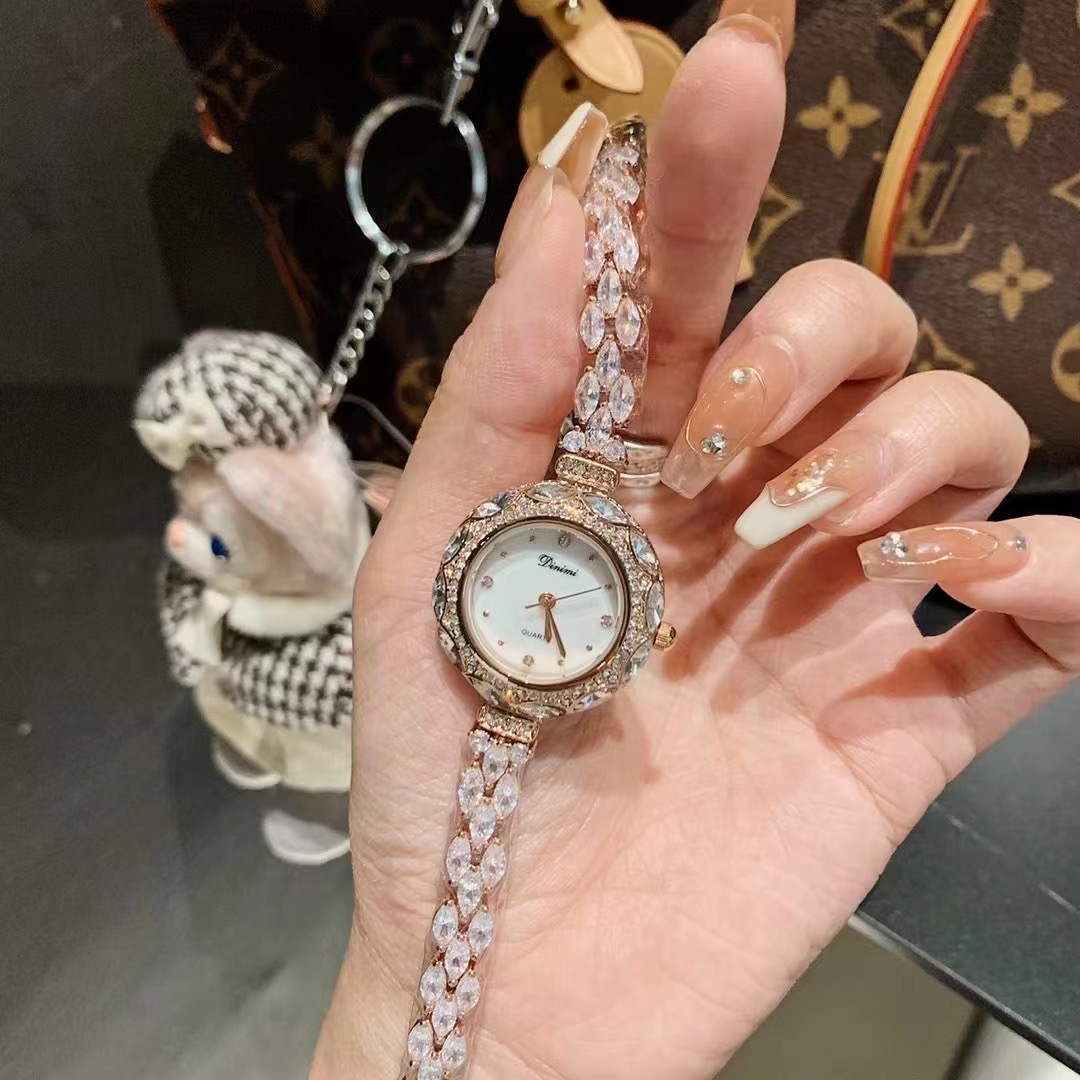 Jam tangan gelang wanita berga - Luxury Watch Value ulasan dan harga